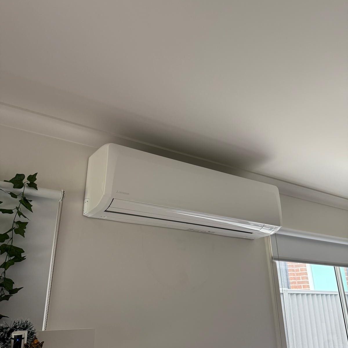 Split system indoor unit installation